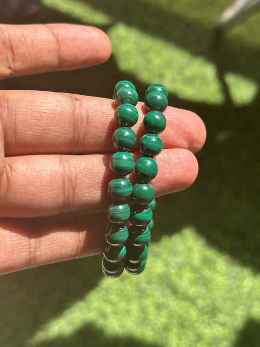 natural-malachite-bracelet-8mm.jpg